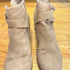 Stylish Tan Ankle Boots with side buckle